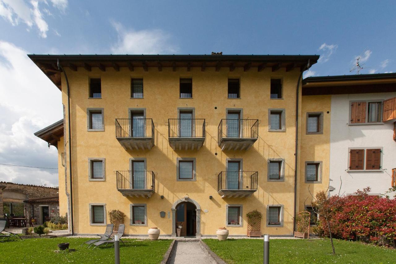 Residence Samont Arta Terme Eksteriør bilde